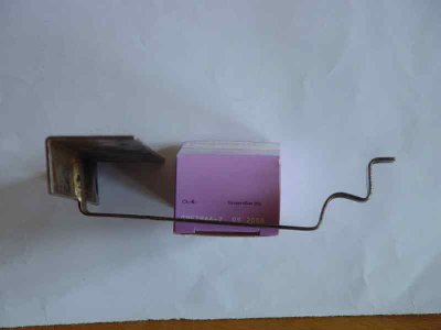 Heaterbracket top curve.jpg and 